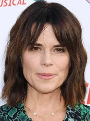 Neve Campbell