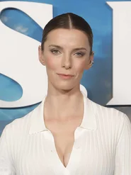 Betty Gilpin