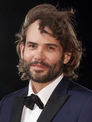 Rossif Sutherland