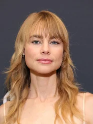 Lucy Fry