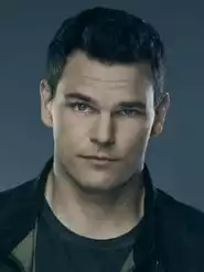 Josh Helman