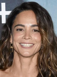 Alice Braga