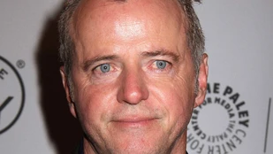 Aidan Quinn