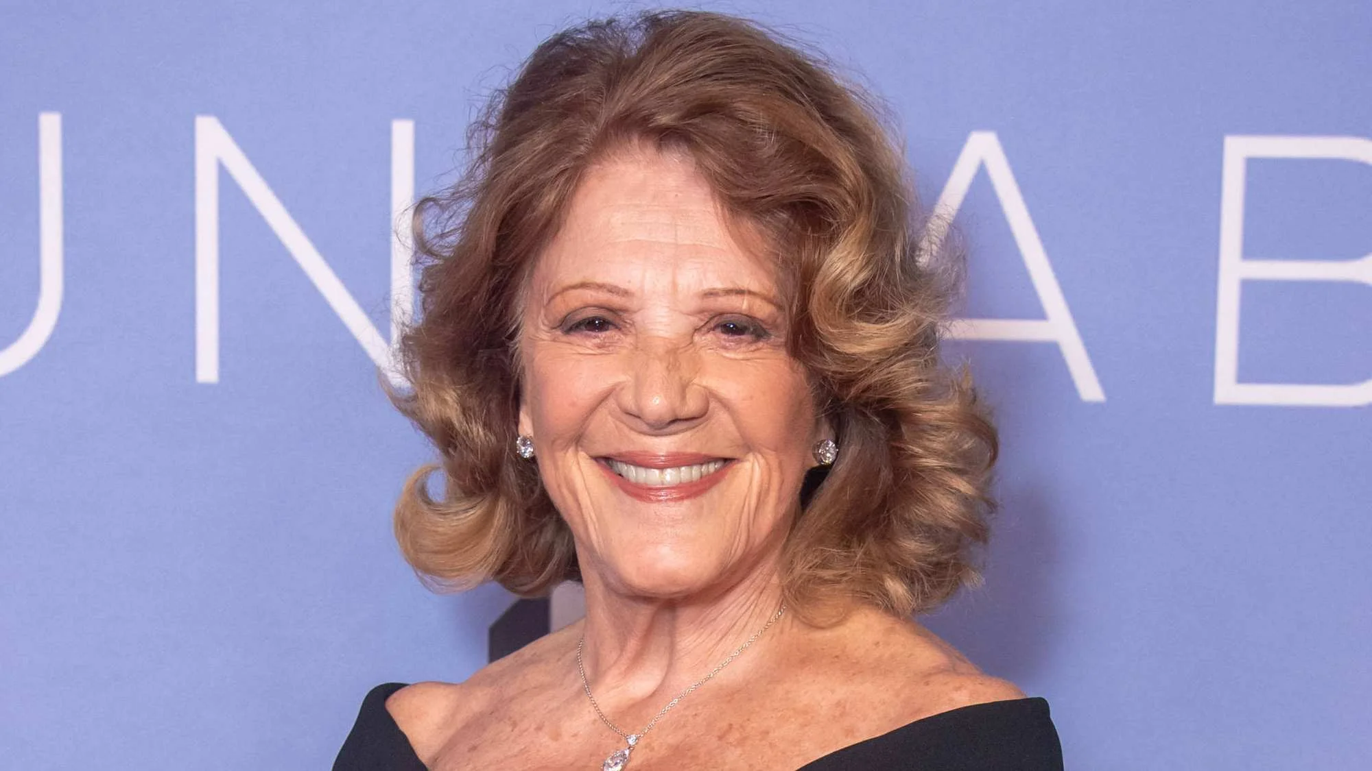 Linda Lavin