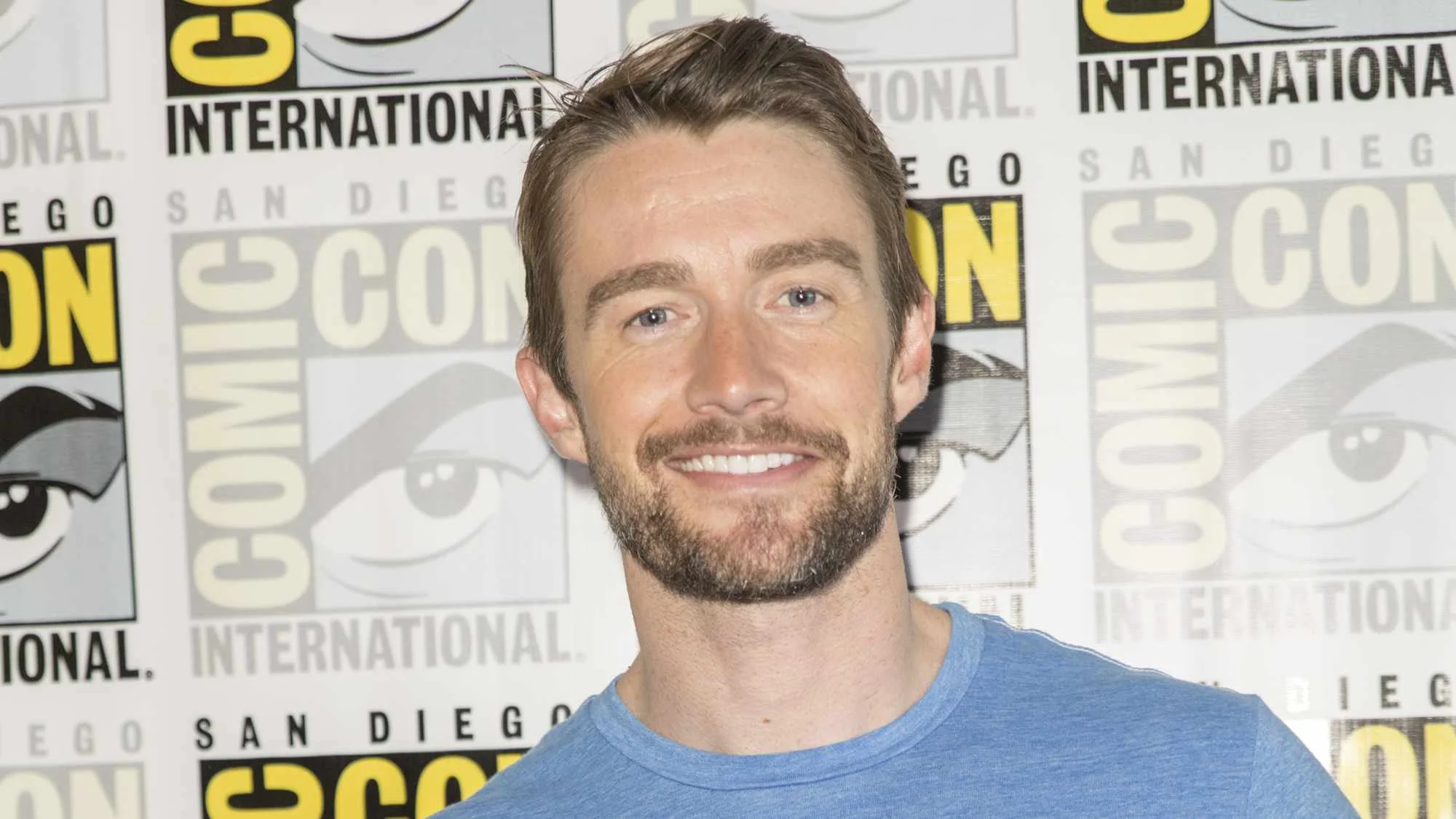 Robert Buckley
