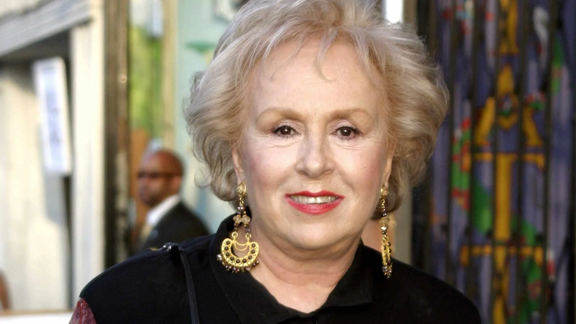 Doris Roberts