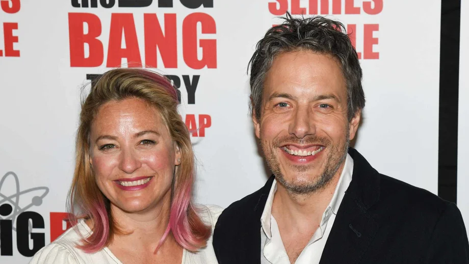 Jamie Denbo und John Ross Bowie auf der The Big Bang Theory Series Finale Party