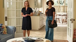 Reese Witherspoon und Kerry Washington in Little Fires Everywhere (c) Hulu