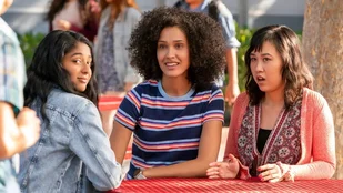 Szenenfoto aus Never Have I Ever (c) Netflix