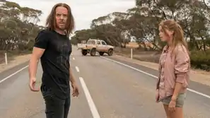 Upright: Australische Dramedy ab August bei Universal TV