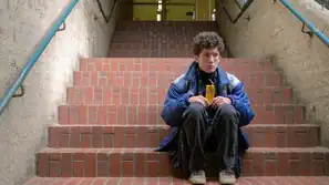 How to Sell Drugs Online (Fast): Trailer zur 2. Staffel bei Netflix