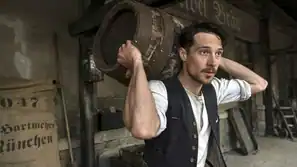 Play By Day: Start von Oktoberfest 1900 in der ARD Mediathek