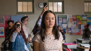 Amalia Yoo in Grand Army (c) Netflix