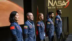 Away: Weltraumserie von Netflix nach 1. Staffel abgesetzt