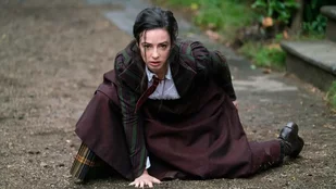 Szenenfoto aus der Episode Touched der Serie The Nevers (c) HBO