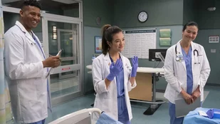 Szenenfoto aus der Episode „Aloha - The Hello One“ aus „Doogie Kamealoha, M.D.“