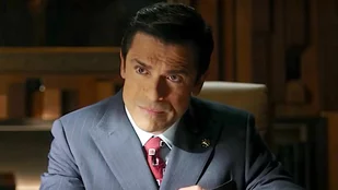 Riverdale: Mark Consuelos steigt im 5. Staffelfinale aus