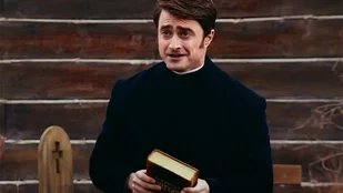 Heute neu: Staffel 3 von Miracle Workers bei Warner TV Comedy