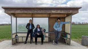 Heute neu: Staffel 2 von Warten auf'n Bus in der ARD Mediathek