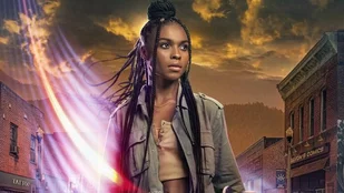 Heute neu: Naomi bei The CW