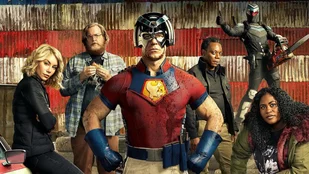 Das Ensemble der Serie Peacemaker (c) HBO Max