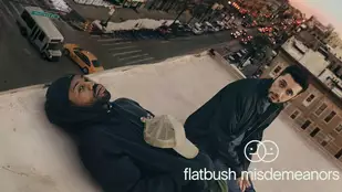 Heute neu: Staffel 2 von Flatbush Misdemeanors bei Showtime