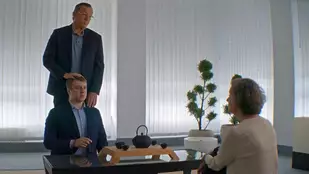 King of Stonks: It's the Economy, Stupid - Review der Pilotepisode