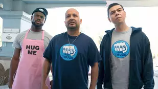 This Fool: Trailer zur neuen Gangster-Comedy von Hulu