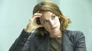 The Woman in the Wall: Ruth Wilson in Thrillerserie von BBC und Showtime