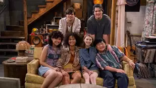 That '90s Show: Netflix-Trailer zur Comedy &uuml;ber die wilden Neunziger
