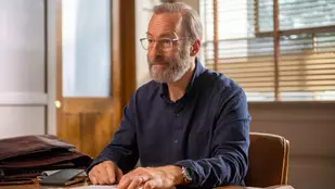 Bob Odenkirk in der Serie Lucky Hank