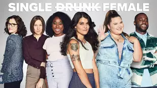Heute neu: Staffel 2 von Single Drunk Female bei Freeform