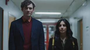 Out of Touch: Review der Pilotepisode der Serie in der ZDFmediathek