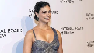 Fire Country: Erste Bilder von Morena Baccarin als Sheriff Mickey Fox