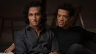 Szenenbild aus der Episode „Do You Know What It Means to Be Loved by Death“ der Serie „Interview with the Vampire“