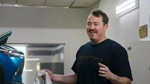 Shane Gillis in der Serie „Tires“