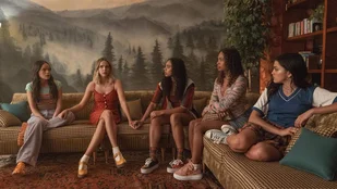 Heute neu: &bdquo;Pretty Little Liars - Summer School&ldquo; Staffelstart bei RTL+