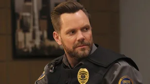 Yellowjackets Staffel 3: Community-Star Joel McHale in geheimer Gastrolle