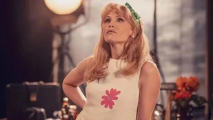Heute neu: Staffel 2 der Serie &bdquo;Funny Woman&ldquo; bei Sky Max und NOW