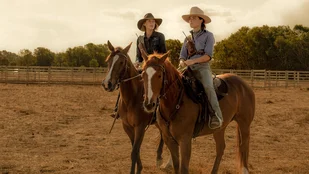 Territory: Erster Netflix-Trailer zur Western-Serie mit Anna Torv