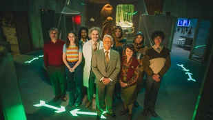 We're On It, Comrades!: Review der Pilotepisode