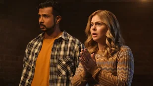 Heute neu: Staffel 4 von Ghosts bei CBS