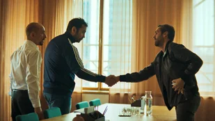 The Helicopter Heist: Review der ersten Episode