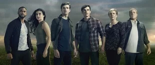 Play By Day: Serienstart der Mysteryserie Beyond bei Freeform