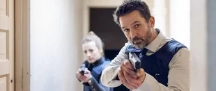 John Cardinal (Billy Campbell) und Lise Delorme (Karine Vanasse) in Aktion / (c) CTV