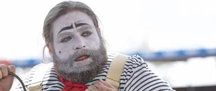 Baskets: FX spendiert der Louis-CK-Serie 3. Staffel