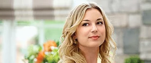 The Resident: Emily VanCamp spielt Hauptrolle in Medizindrama