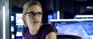 Legends of Tomorrow: Felicity in Staffel 2 als Superheldin