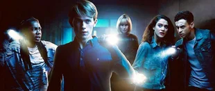Play By Day: Serienstart von Class bei One