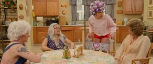 Golden Girls: Lena Dunham im Sketch bei Jimmy Kimmel